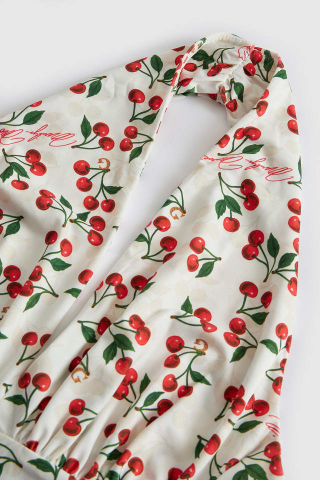 Top stampato con scollo all