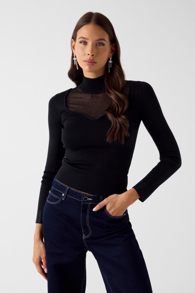 Pullover mit Strasssteinen