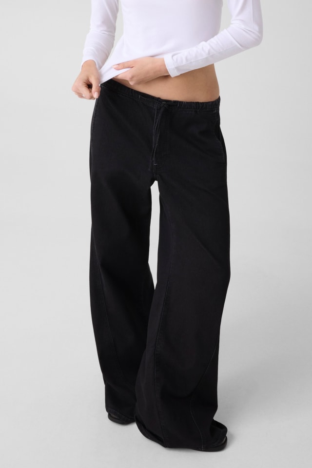 Extrabreite Jogger-Jeans mit weitem Bein