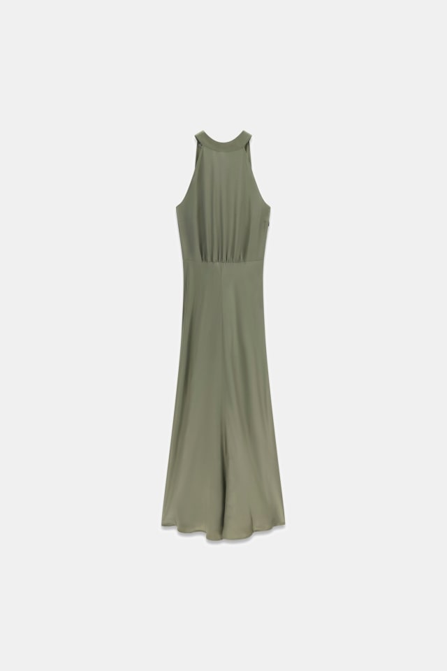 Vestido longo com decote halter