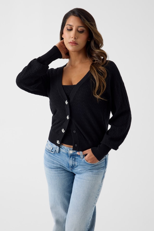 Gestrickte Strickjacke