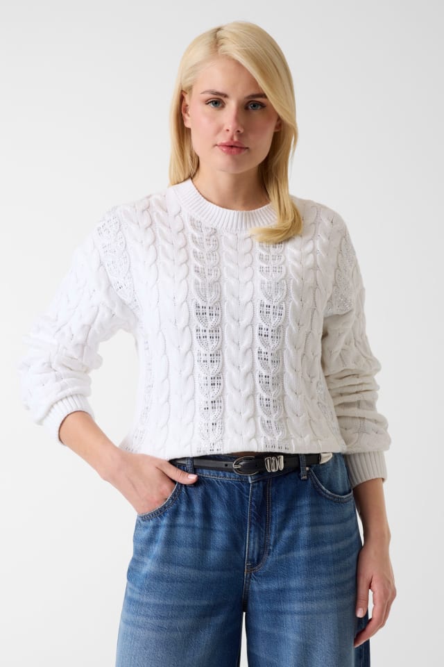 Pullover mit Strasssteinen