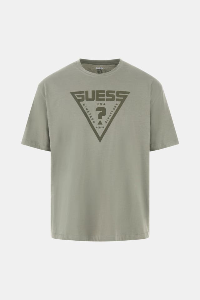 Camiseta com logo triangular