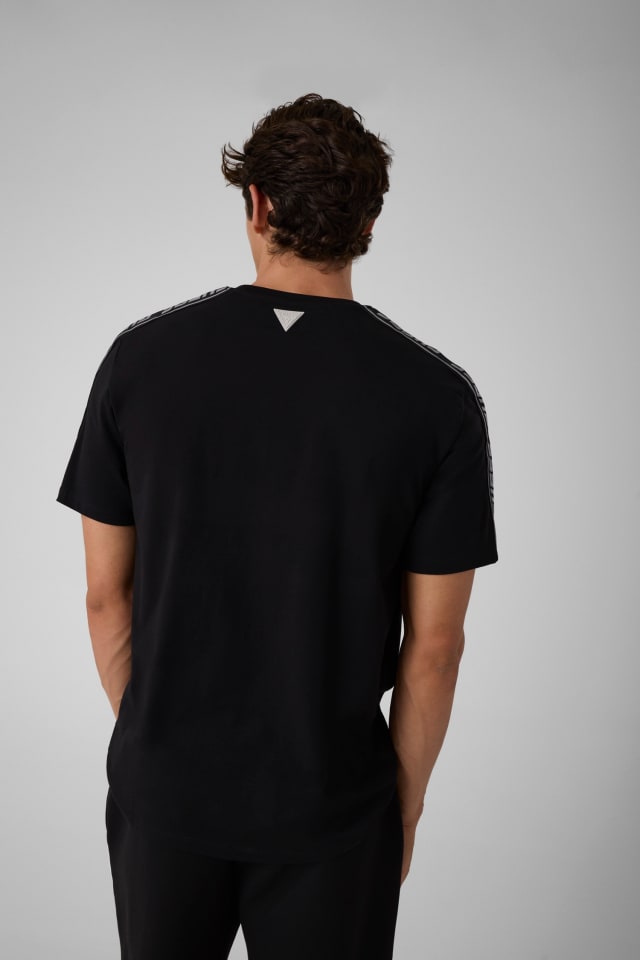 GUESS® Front logo stretch t-shirt Men