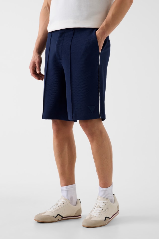 Regular fit shorts