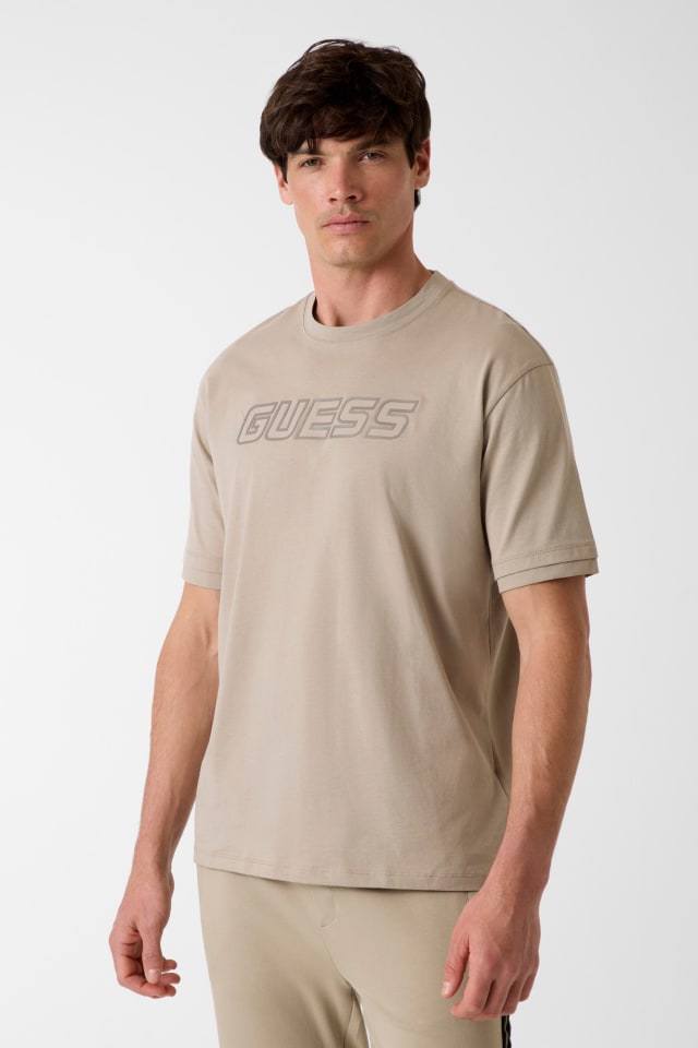Camiseta con logo impreso