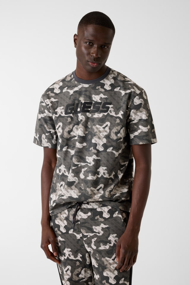 Front logo T-shirt