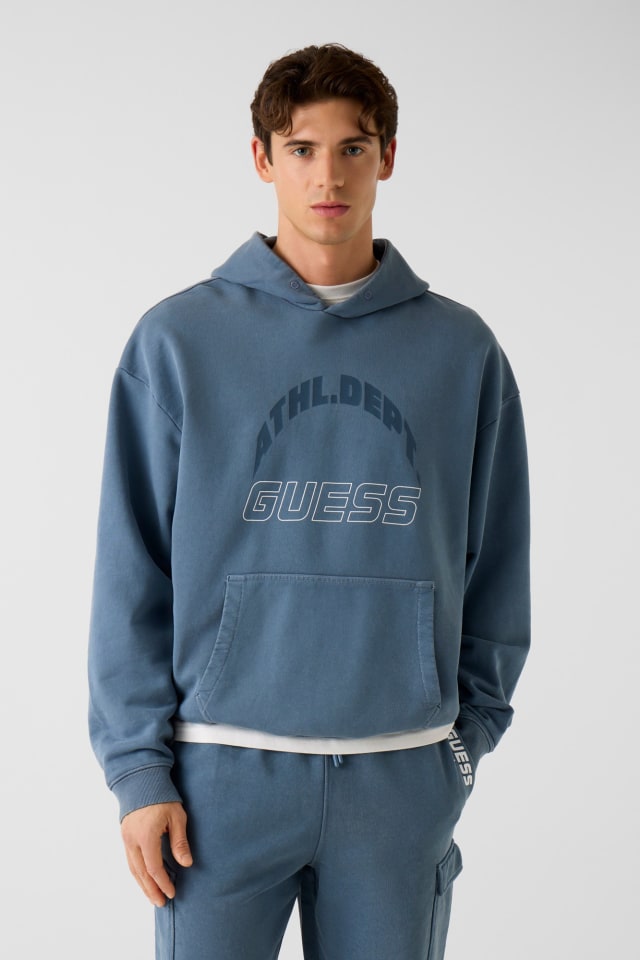 Kangaroo pocket sweatshirt