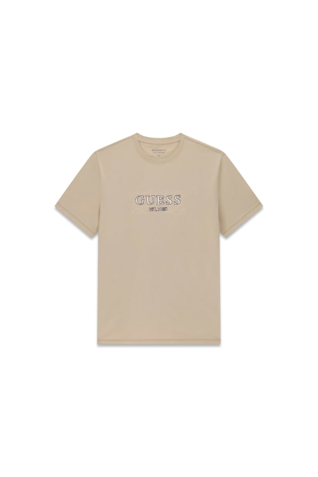 Camiseta com logo impresso