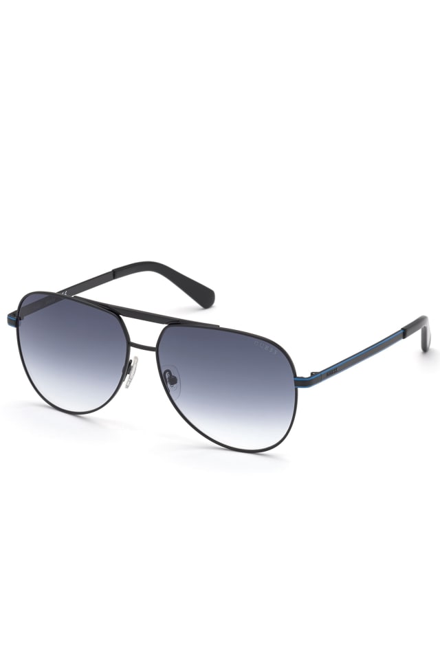 GUESS® Manny Aviator Sunglasses Men