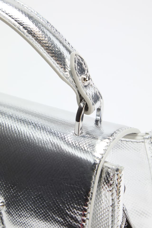 GUESS ハンドバッグ シルバー キルティング バッグ | GUESS(ゲス