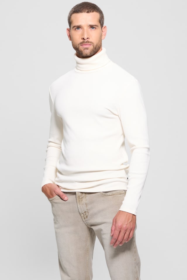 Mateo Turtleneck Tee