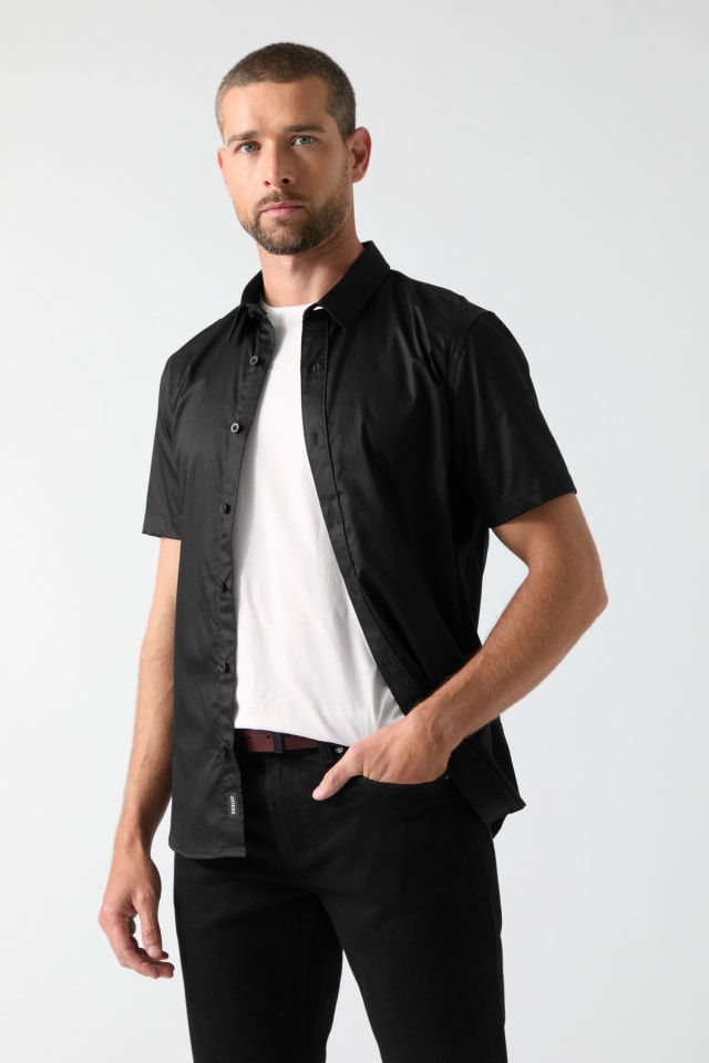 GUESS Luxe Stretch Short-Sleeve Shirt