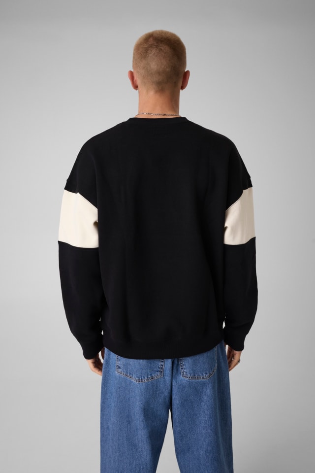 Horizontal Stripe Crewneck Sweatshirt Men | GUESS Jeans®