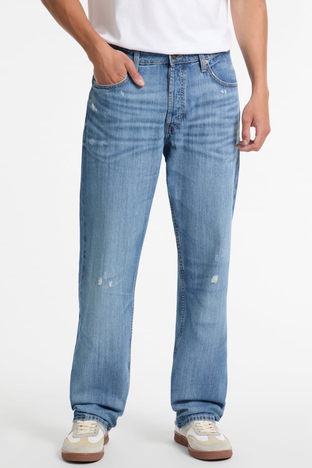 G16 Straight-Leg Jeans