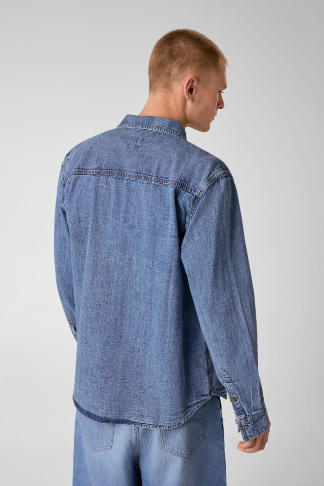 GUESS® Classic Long-Sleeve Denim Shirt