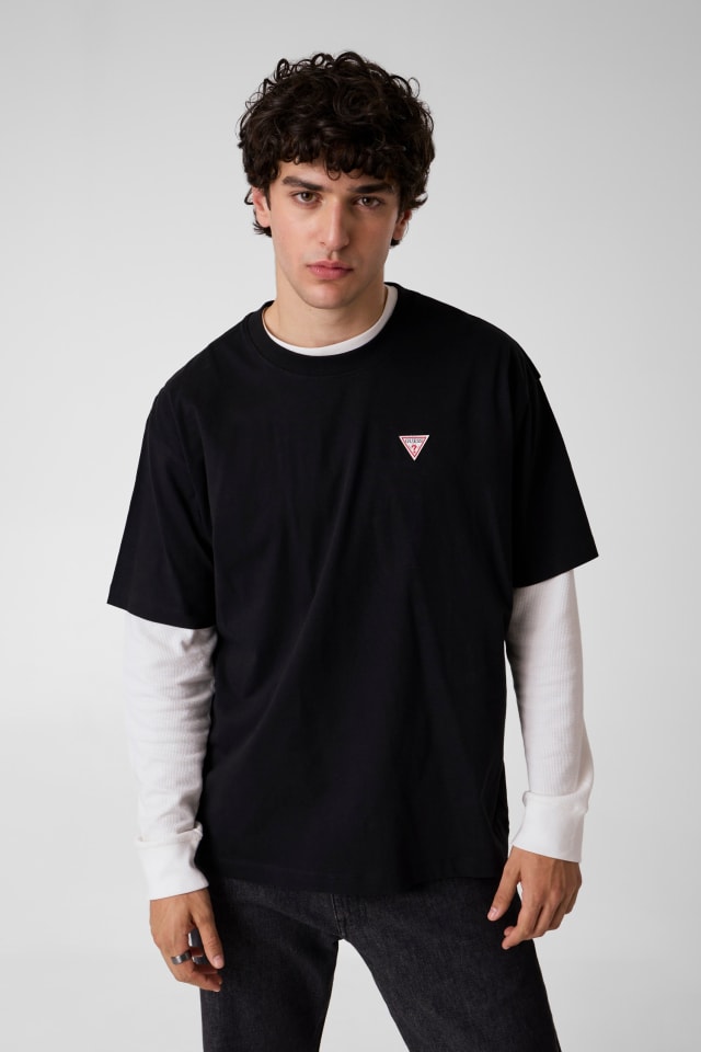 Tee-shirt &agrave; mini &eacute;cusson