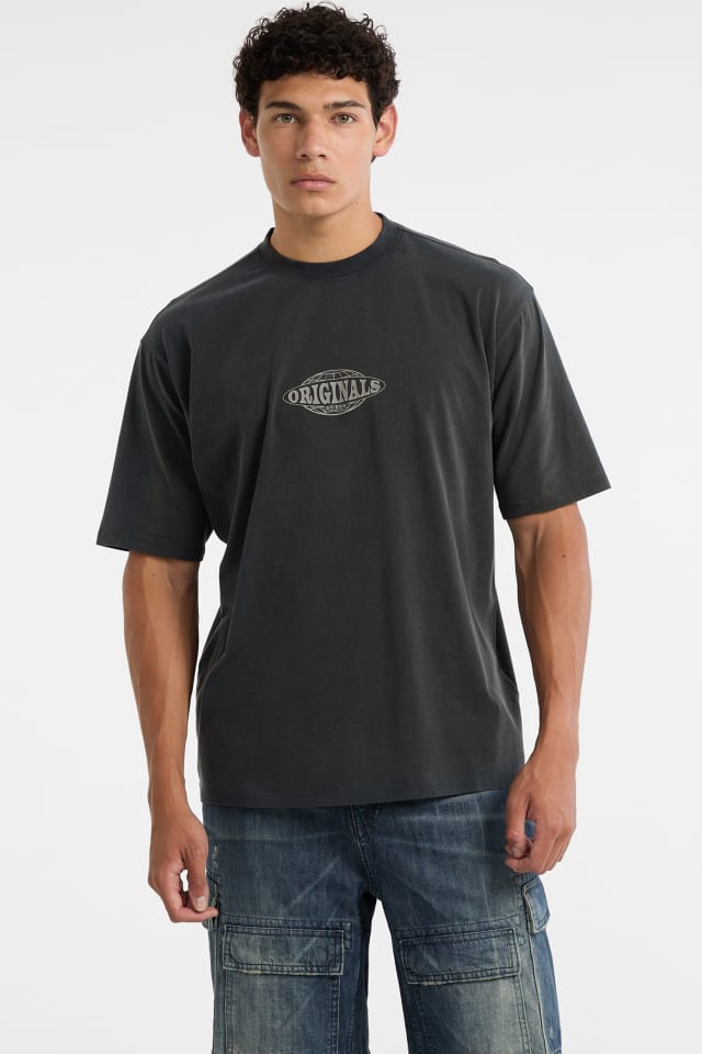 GUESS Originals Eco Globe Tee