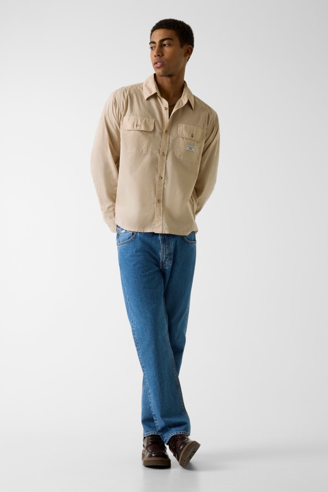 Regular fit shirt