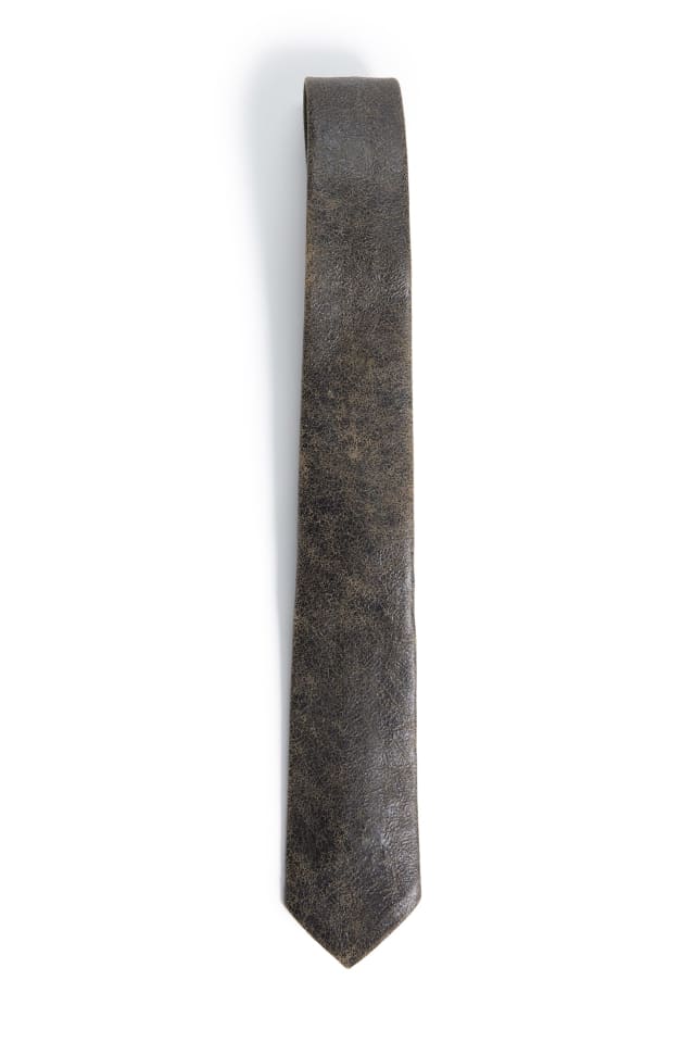 GUESS® Genuine leather tie