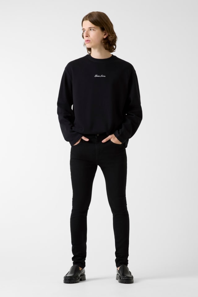 Boxy fit knit t-shirt Men | GUESS Jeans®