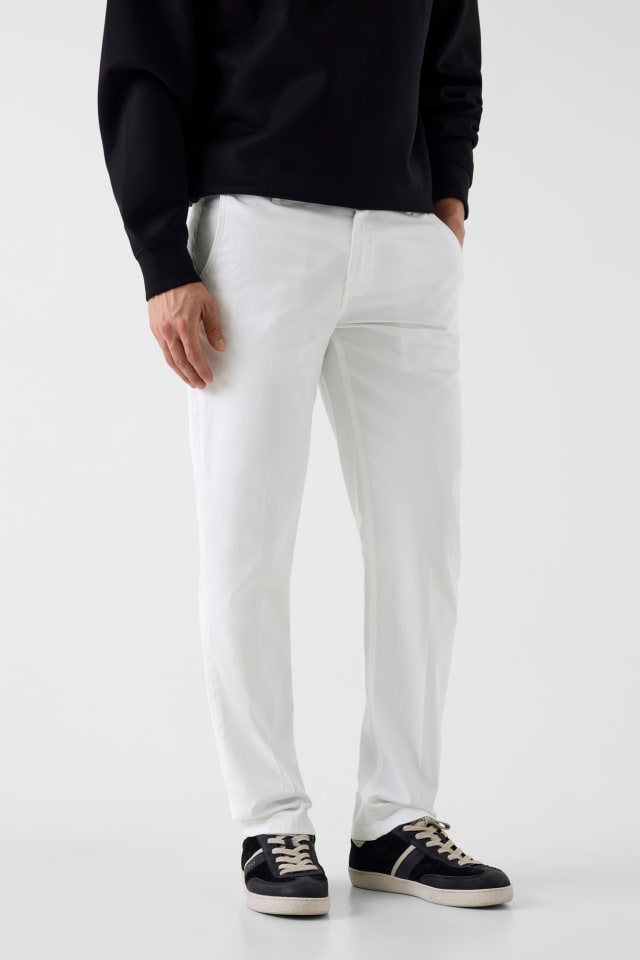 GUESS® Chino pants Men
