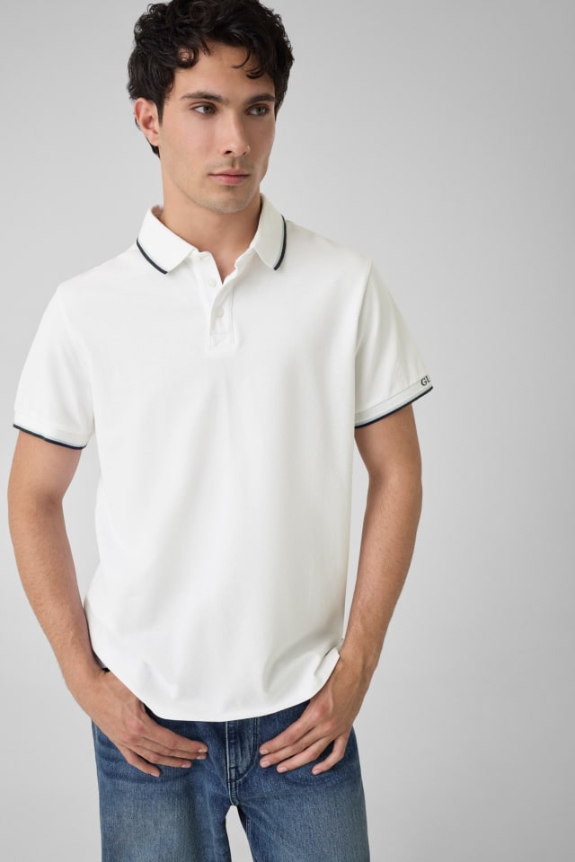 Polo piqu&eacute;
