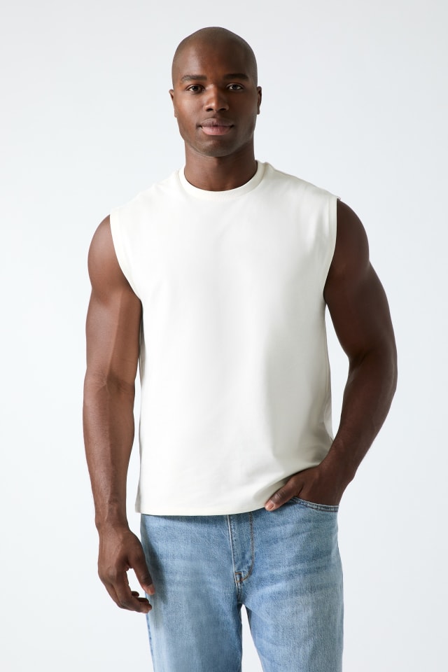 Slim fit knit top