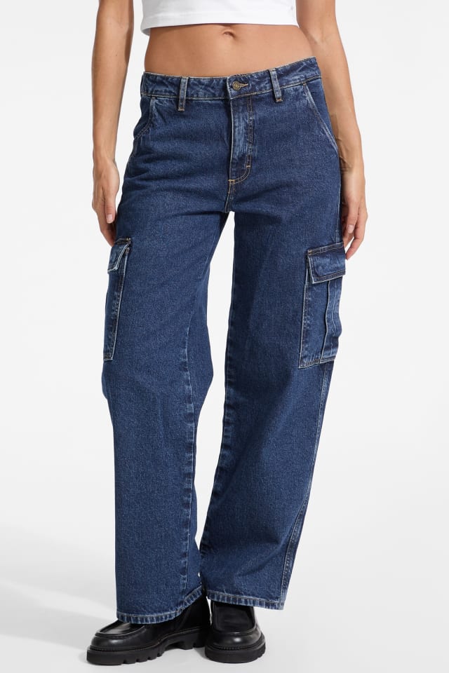 GUESS® G10 Straight Cargo Jeans