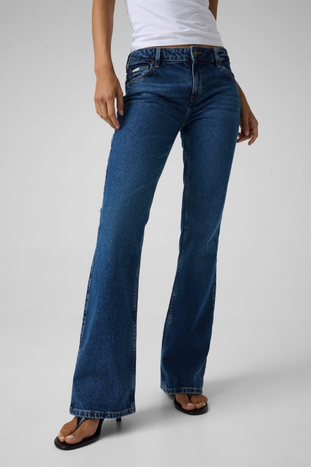GUESS® G09 Bootcut Jeans