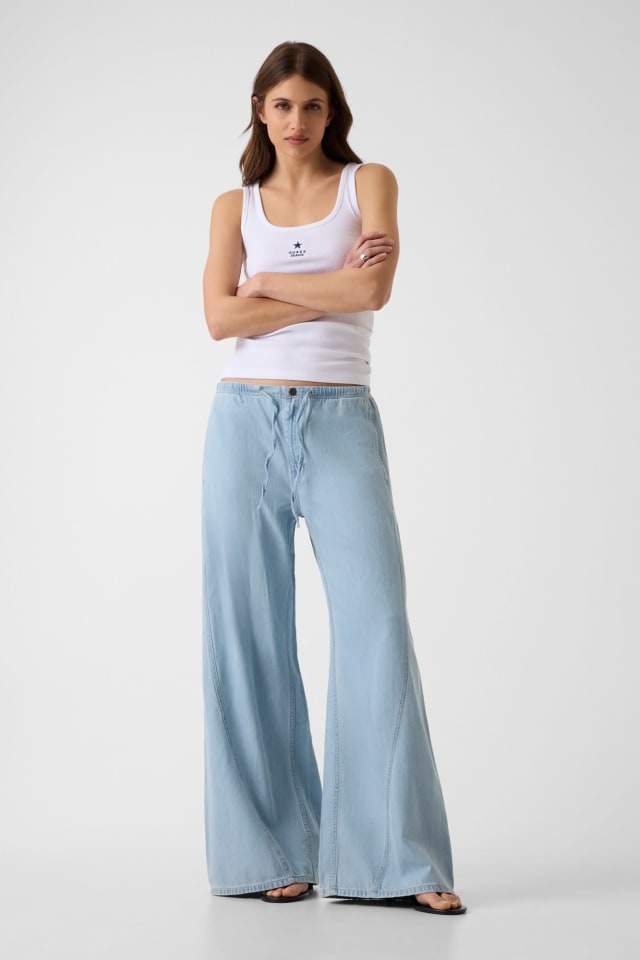 GUESS® Jogger extrawide leg jeans