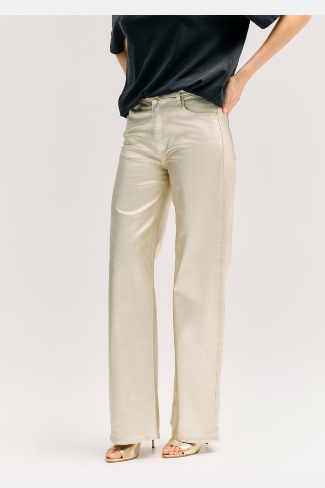 Wide-leg jeans