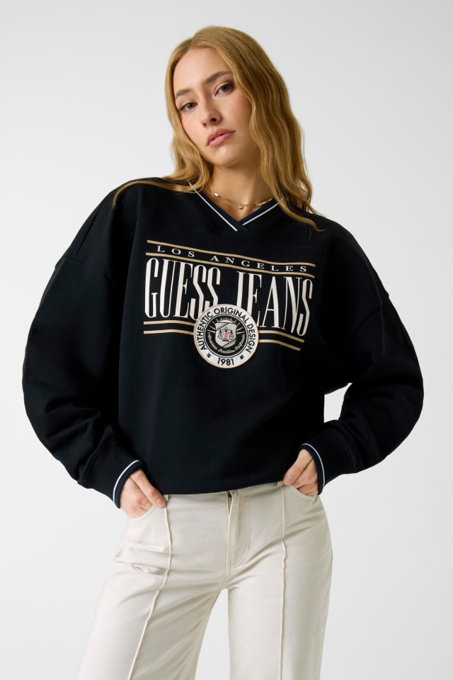 GUESS® Vintage Logo Oversized Sweatshirt