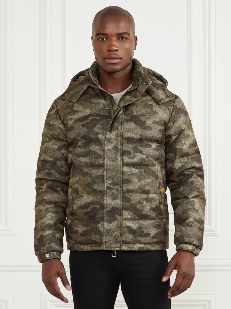 Camo hooded puffer jacket store
