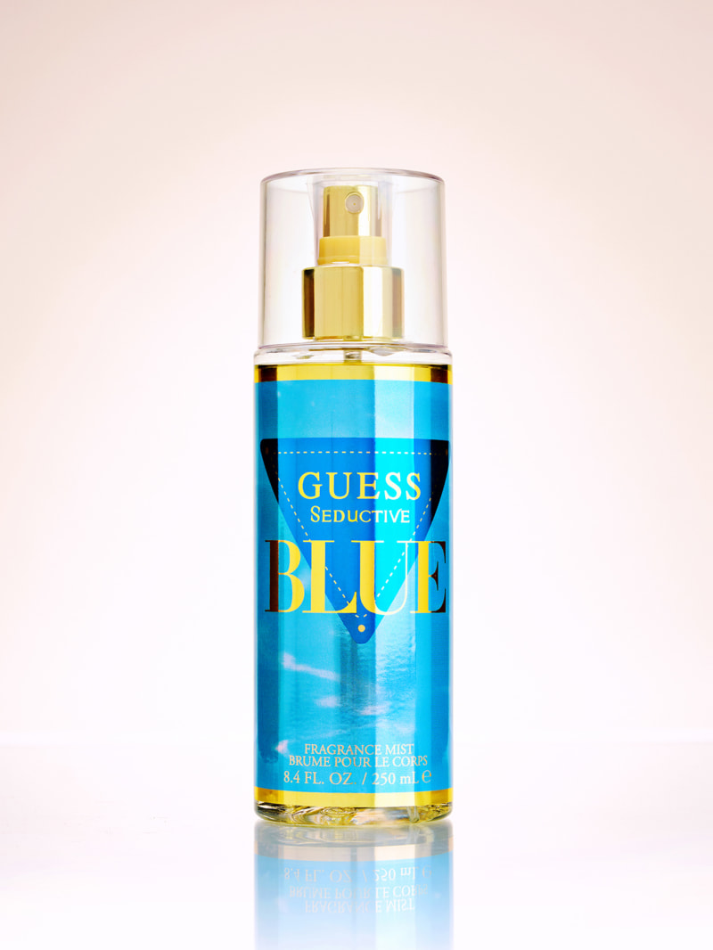 Guess Sexy Skin Sweet Sugar Fragrance Mist Women 8.4 oz, silver/navy