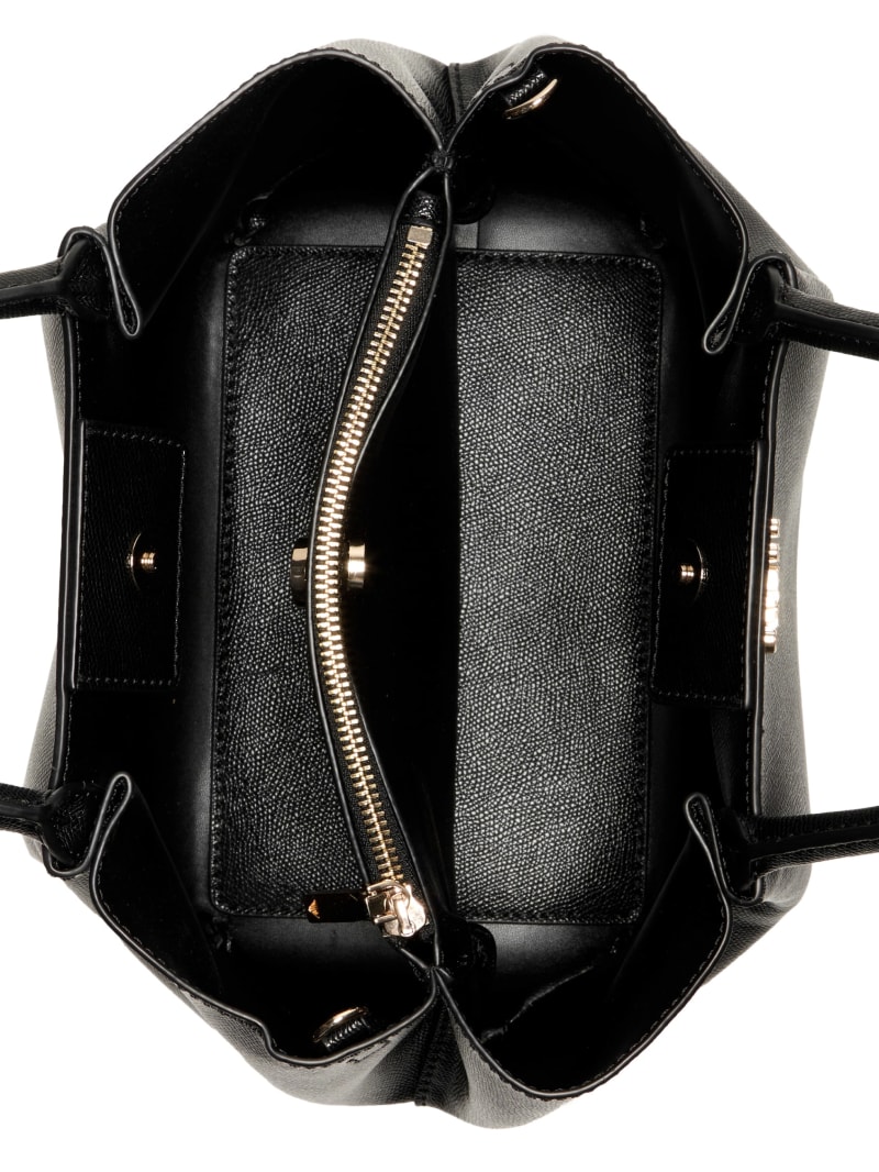 Amorette Girlfriend Satchel | GUESS