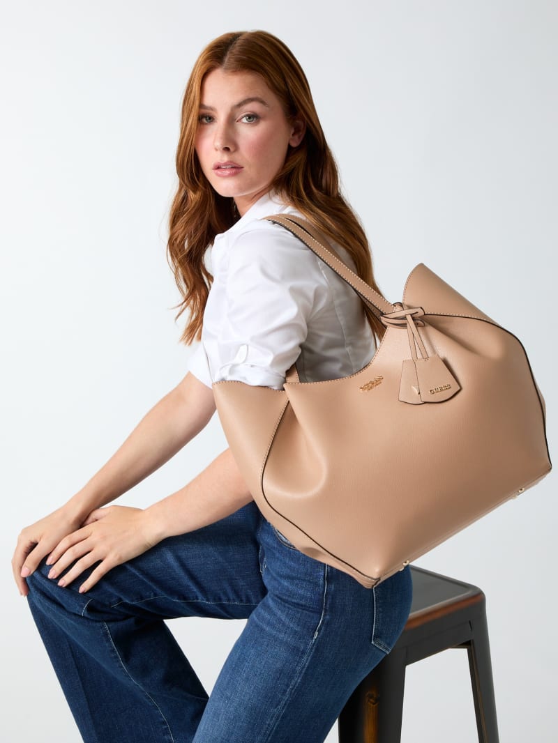 Amorette Pochette Tote
