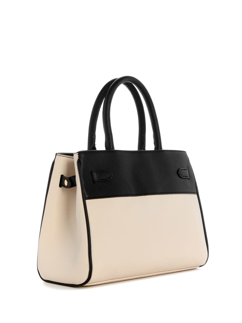 Jayla Satchel | GUESS Factory