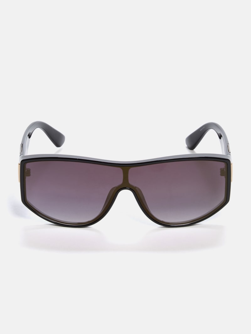 GQ　ミラクニス 1953RX | Polished perspective. Debut optical styles from