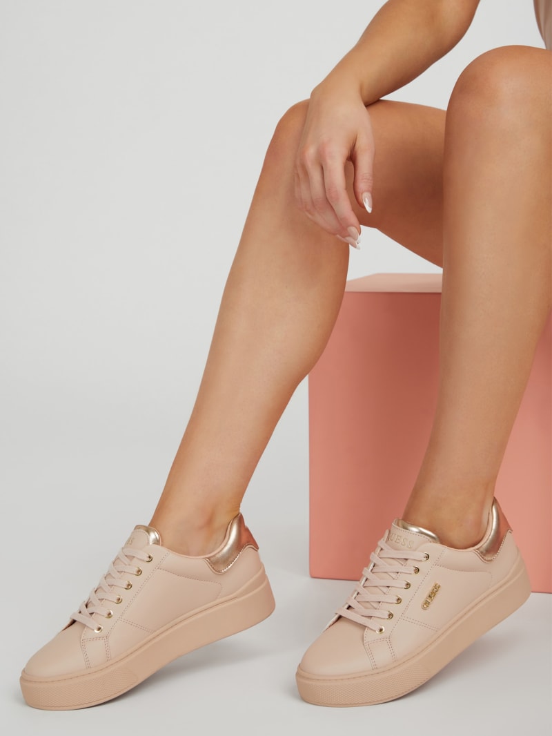 Heldon Low-Top Sneakers | GUESS