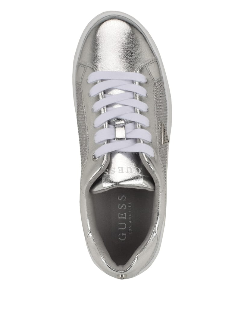 【GUESS】ジェラード Pelara Striped Low-Top Sneakers | GUESS Factory
