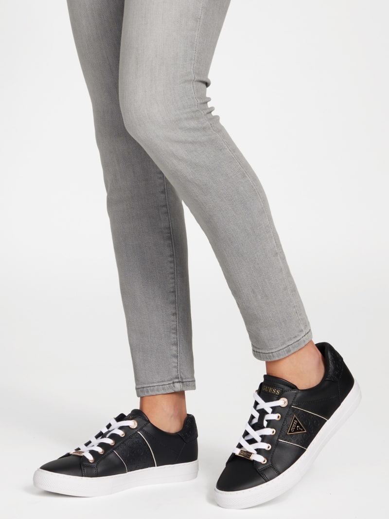 Lizanne Low-Top Sneakers | GUESS Factory