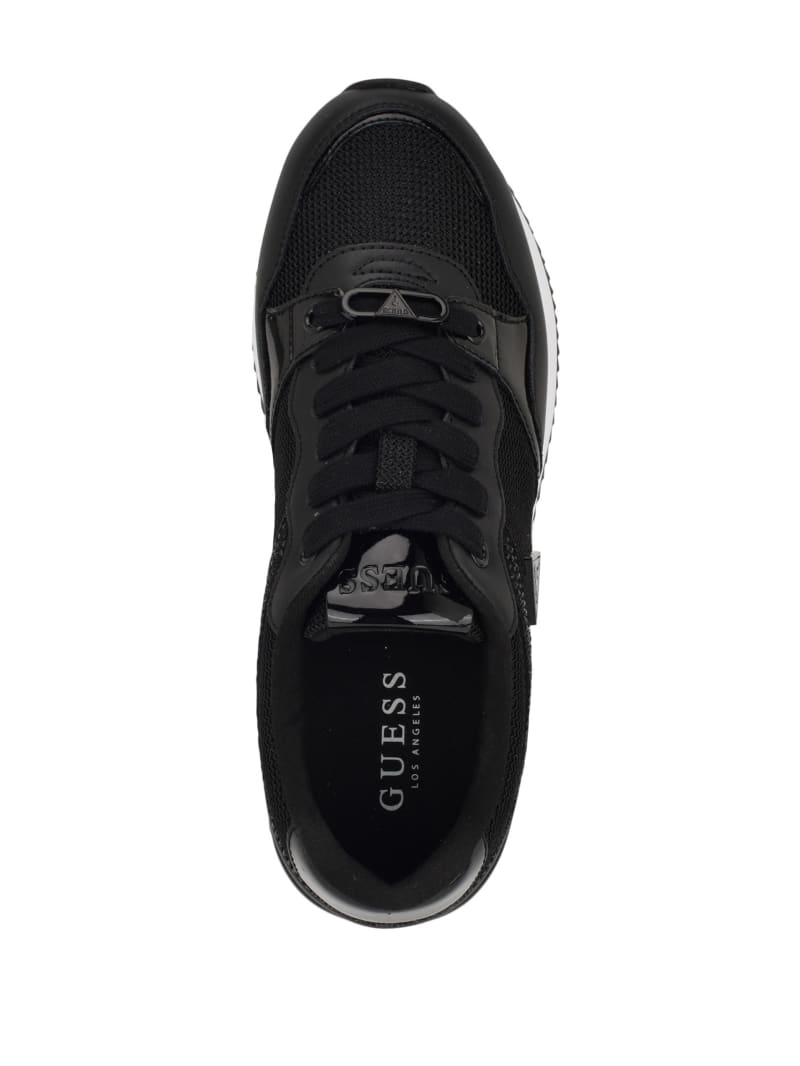 Novels Studded Platform Jogger Sneakers