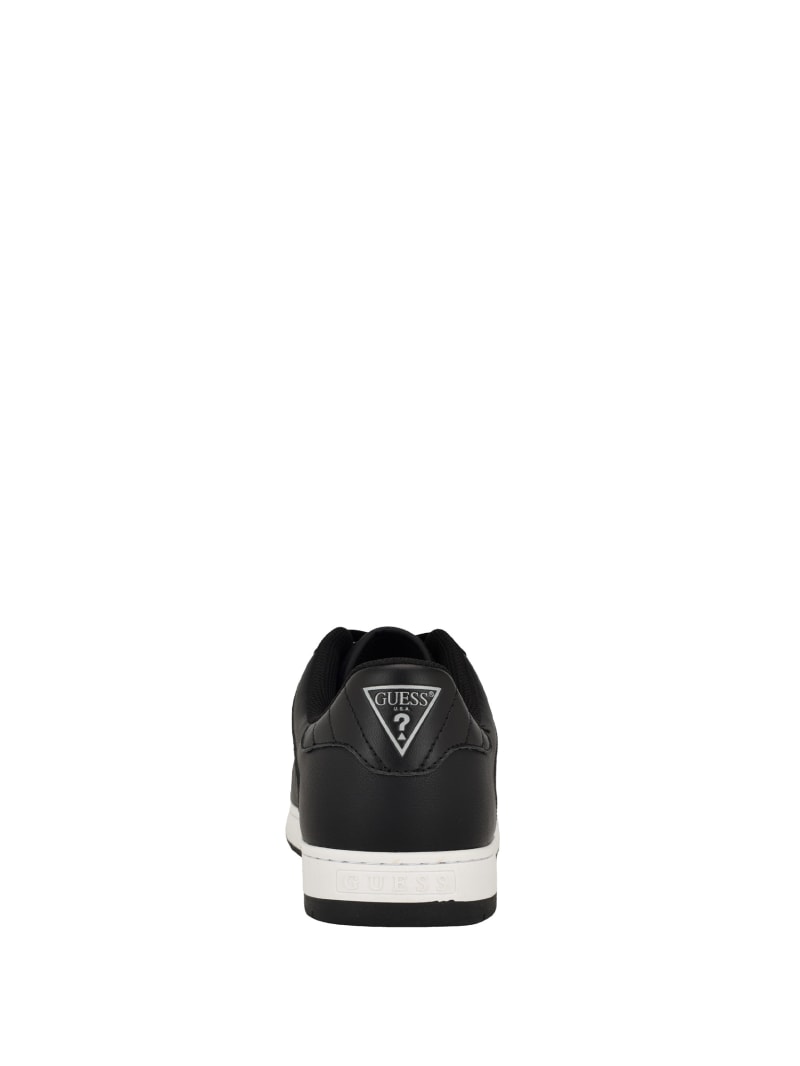 Quattro G Low Top Sneakers