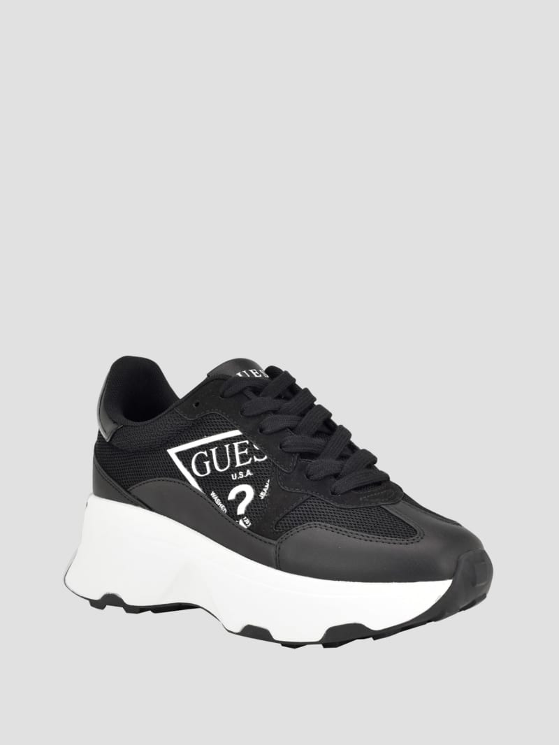 Calebb Sneakers GUESS