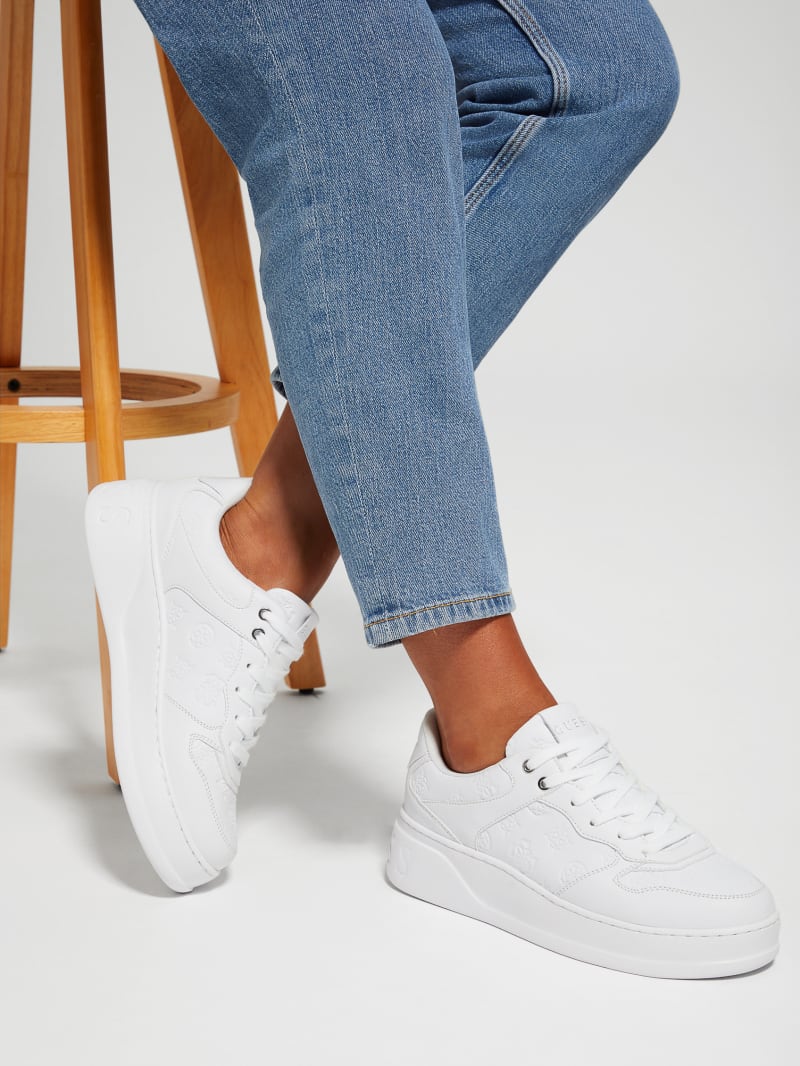 Guess women's crayza sneakers discount