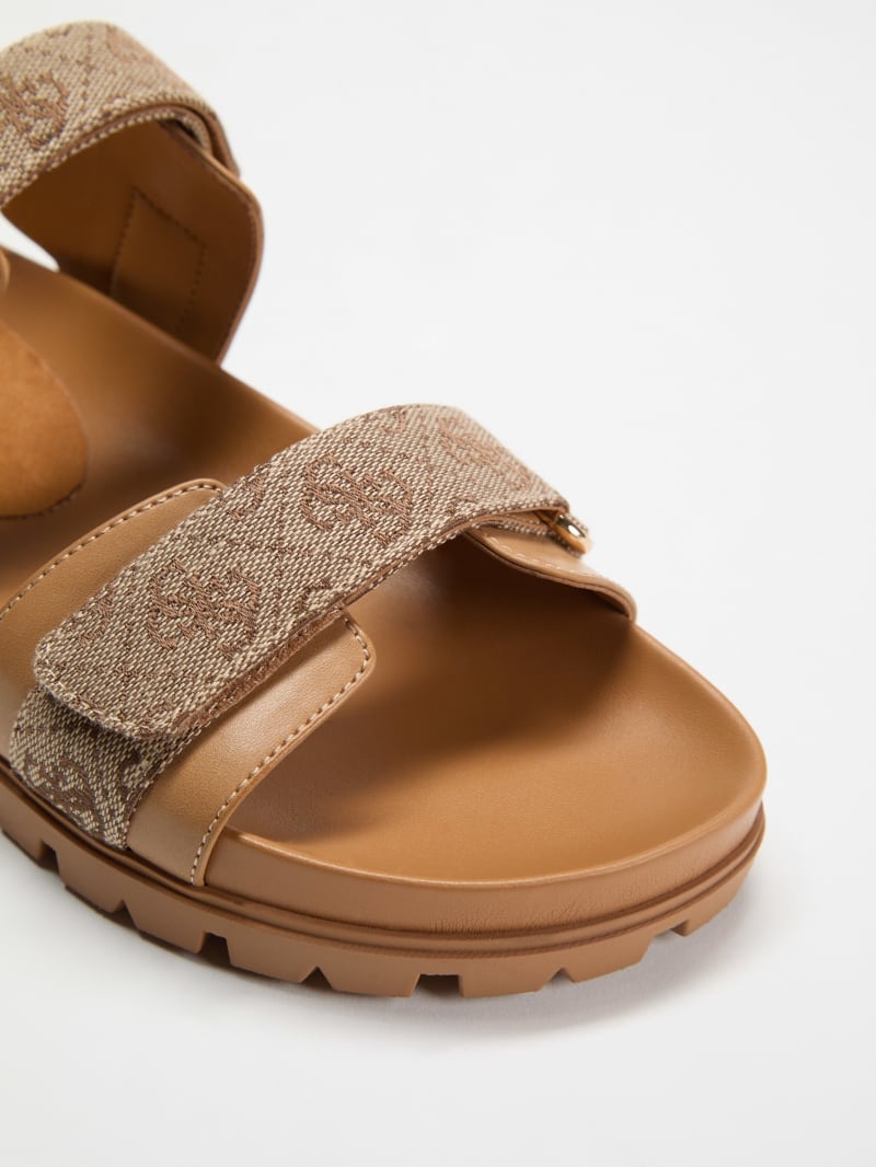 4G Logo Sandals
