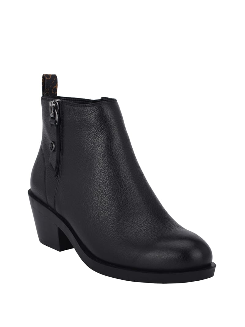 Macin DoubleZip Chelsea Boots GUESS