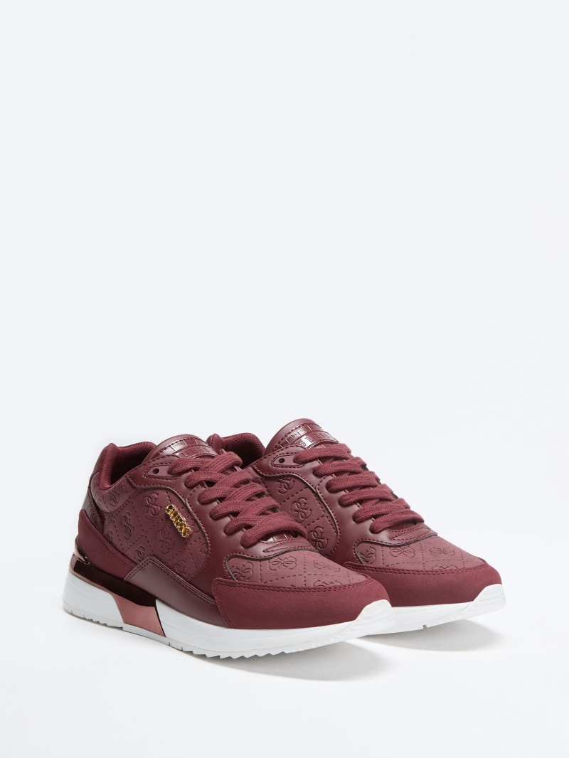 Moxea Quattro G Sneakers · Guess