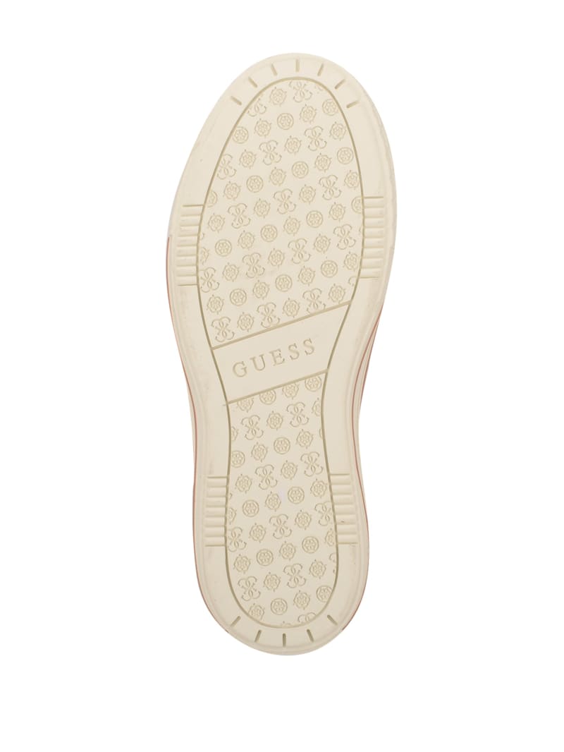 Guess Quilted Low-Top Sneakers. 5